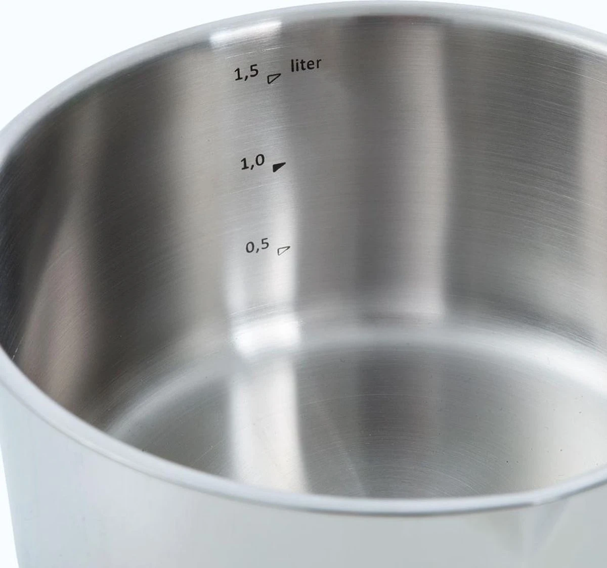 BK Essentials Pannenset - 4-delig - RVS – Geschikt Voor Alle Warmtebronnen 16 BK Essentials Pannenset - 4-delig - RVS – Geschikt Voor Alle Warmtebronnen - Afbeelding 14