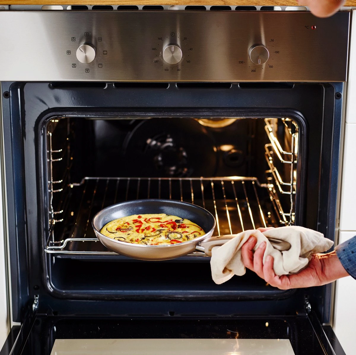 GreenPan Cambridge Koekenpan 30cm - Brons - Inductie - PFAS-vrij 16 GreenPan Cambridge Koekenpan 30cm - Brons - Inductie - PFAS-vrij - Afbeelding 14