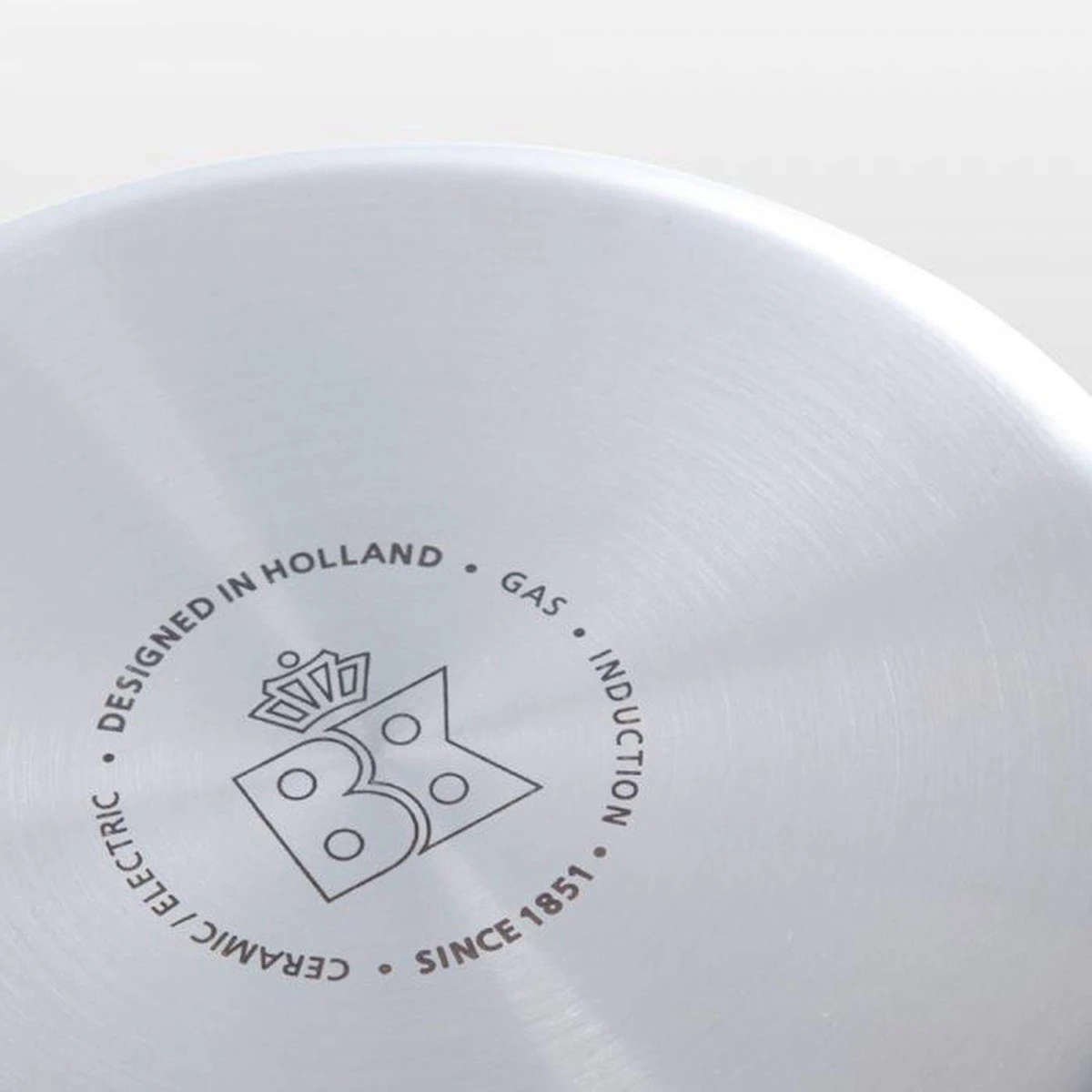 BK Premium+ Pannenset - 9-delig - Veilig Afgietsysteem - Inductie 7 BK Premium+ Pannenset - 9-delig - Veilig Afgietsysteem - Inductie - Afbeelding 5