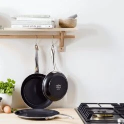 GreenPan Koekenpan - Royal Black - ø 28 Cm - Keramische Anti-aanbaklaag 12 GreenPan Koekenpan - Royal Black - ø 28 Cm - Keramische Anti-aanbaklaag -Keuken Serie Winkel 1200x1200 210