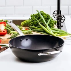 GreenPan Copenhagen Wok Met Extra Handvat 30cm/4.8L 32 GreenPan Copenhagen Wok Met Extra Handvat 30cm/4.8L -Keuken Serie Winkel 1200x1200 323