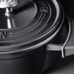 GreenPan Featherweights Braadpan 22cm - Zwart - Inductie - PFAS-vrij 16 GreenPan Featherweights Braadpan 22cm - Zwart - Inductie - PFAS-vrij -Keuken Serie Winkel 1200x1200 488