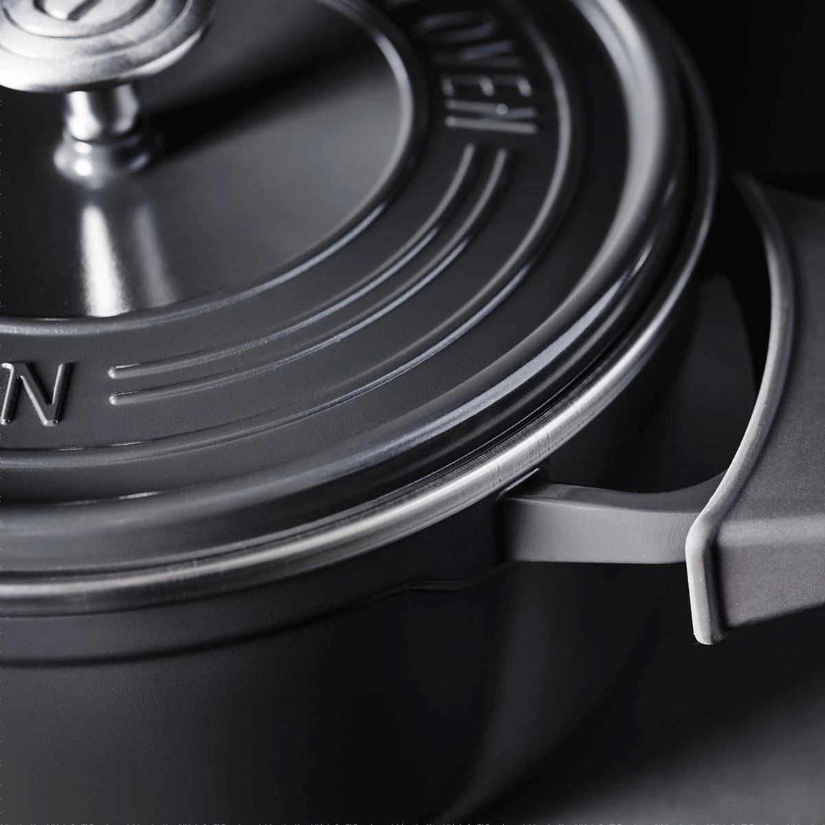 GreenPan Featherweights Braadpan 22cm - Zwart - Inductie - PFAS-vrij 7 GreenPan Featherweights Braadpan 22cm - Zwart - Inductie - PFAS-vrij - Afbeelding 5