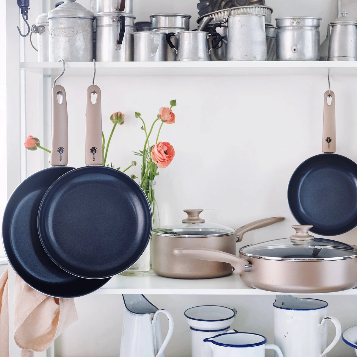 GreenPan Cambridge Koekenpan 24cm - Brons - Inductie - PFAS-vrij 10 GreenPan Cambridge Koekenpan 24cm - Brons - Inductie - PFAS-vrij - Afbeelding 8