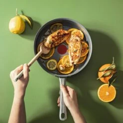 Tefal Renew+ Keramische Hapjespan - Ø 24 Cm - Met Deksel 22 Tefal Renew+ Keramische Hapjespan - Ø 24 Cm - Met Deksel -Keuken Serie Winkel 1200x1200 775