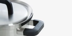 BK Flow Cool Pannenset - 4-delig – RVS Deksels - Veilig Afgietsysteem - Geschikt Voor Alle Warmtebronnen 27 BK Flow Cool Pannenset - 4-delig – RVS Deksels - Veilig Afgietsysteem - Geschikt Voor Alle Warmtebronnen -Keuken Serie Winkel 1200x601 2