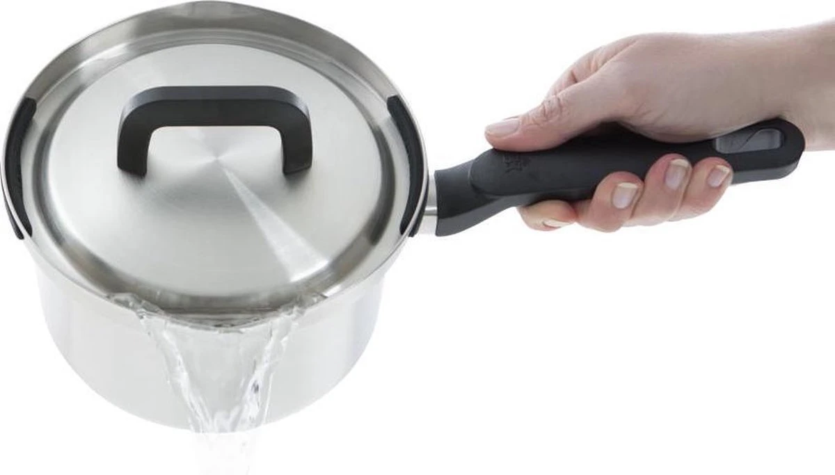 BK Flow Cool Pannenset - 4-delig – RVS Deksels - Veilig Afgietsysteem - Geschikt Voor Alle Warmtebronnen 13 BK Flow Cool Pannenset - 4-delig – RVS Deksels - Veilig Afgietsysteem - Geschikt Voor Alle Warmtebronnen - Afbeelding 11