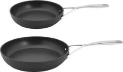Demeyere Alu Pro Dura Glide Koekenpan - Ø 24 & Ø 28cm - Titanium -Keuken Serie Winkel 1200x704