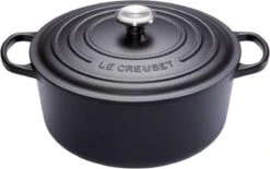 Le Creuset Signature Braadpan - 4,2 L - 24 Cm - Zwart 23 Le Creuset Signature Braadpan - 4,2 L - 24 Cm - Zwart -Keuken Serie Winkel 1200x754 6