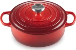 Le Creuset - Gietijzeren - Lage Braadpan - 24cm - Kersenrood 34 Le Creuset - Gietijzeren - Lage Braadpan - 24cm - Kersenrood -Keuken Serie Winkel 1200x785