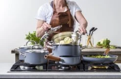 GreenPan Mayflower Pro Pannenset - 10-delig - Grijs - Inductie - PFAS-vrij 25 GreenPan Mayflower Pro Pannenset - 10-delig - Grijs - Inductie - PFAS-vrij -Keuken Serie Winkel 1200x789