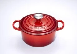Le Creuset Signature Braadpan - 4,2 L - 24 Cm - Kersenrood 23 Le Creuset Signature Braadpan - 4,2 L - 24 Cm - Kersenrood -Keuken Serie Winkel 1200x839