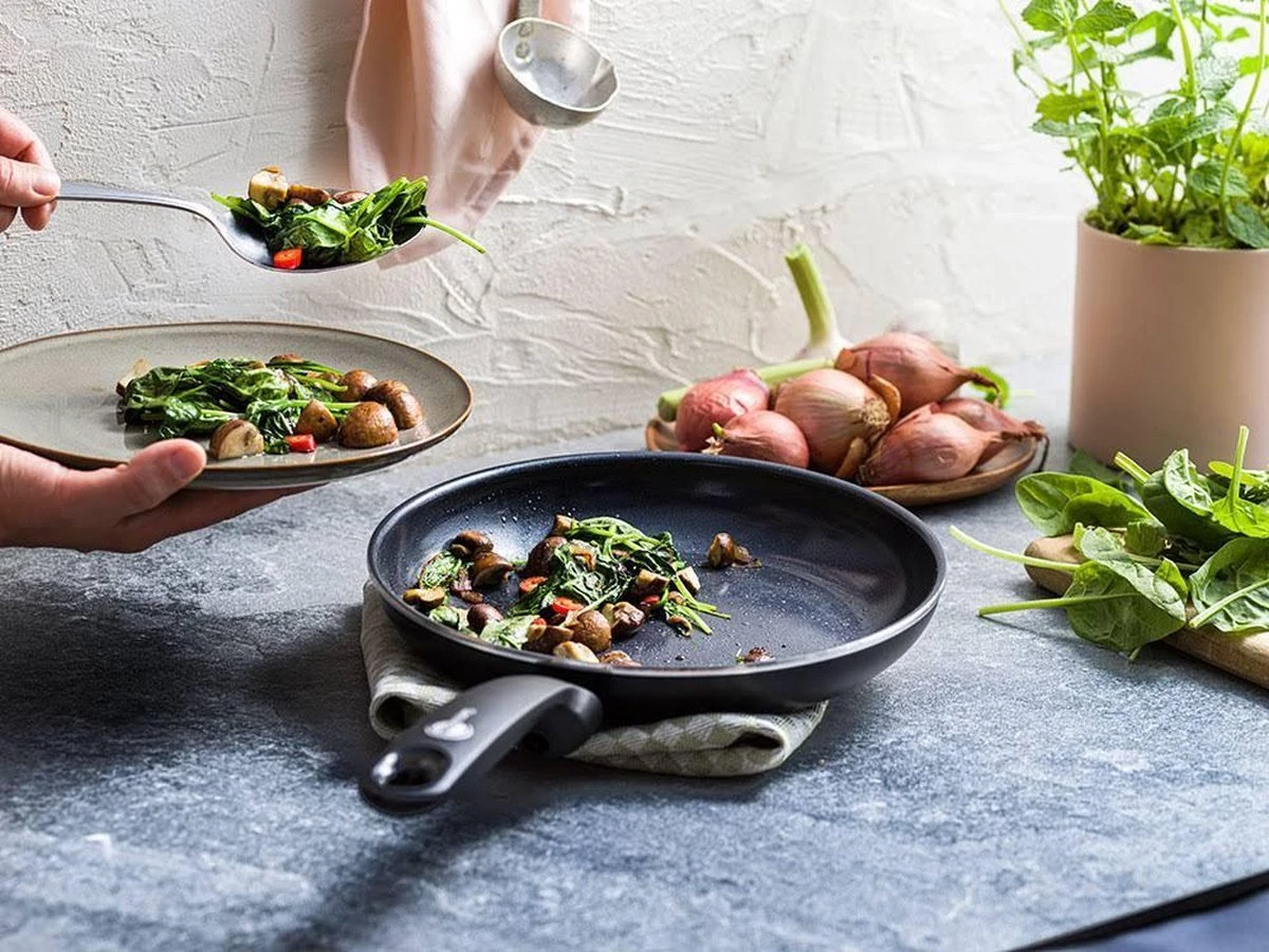 GREENPAN Cc002500-001 Braadpan 24cm 4 GREENPAN Cc002500-001 Braadpan 24cm - Afbeelding 2