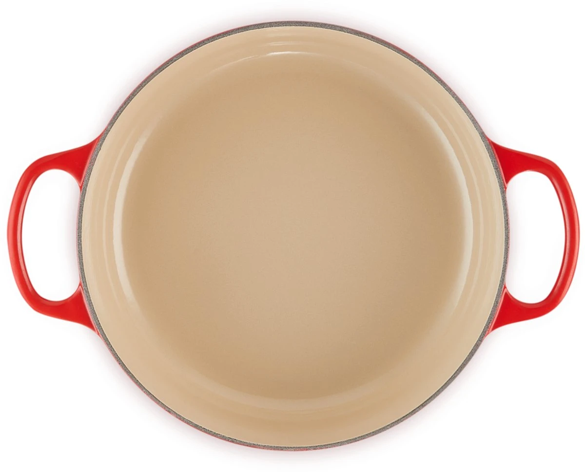 Le Creuset - Gietijzeren - Lage Braadpan - 24cm - Kersenrood 7 Le Creuset - Gietijzeren - Lage Braadpan - 24cm - Kersenrood - Afbeelding 5