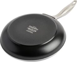GreenPan Koekenpan - Royal Black - ø 28 Cm - Keramische Anti-aanbaklaag 13 GreenPan Koekenpan - Royal Black - ø 28 Cm - Keramische Anti-aanbaklaag -Keuken Serie Winkel 1200x973 1