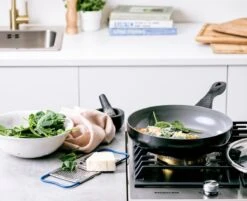 BK Easy Basic Ceramic Koekenpan Ø 30 Cm - Anti-aanbak - PFAS-vrij - Krasvast 16 BK Easy Basic Ceramic Koekenpan Ø 30 Cm - Anti-aanbak - PFAS-vrij - Krasvast -Keuken Serie Winkel 1200x976 1